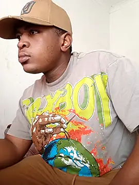 Snapshot of bosszonke123 chatting on 05.08.26 bosszonke123 online show from 05.08.26