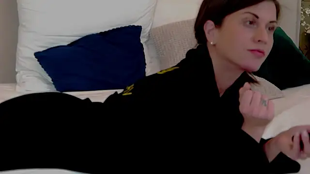 ScarlettShine online show from 02.23.25