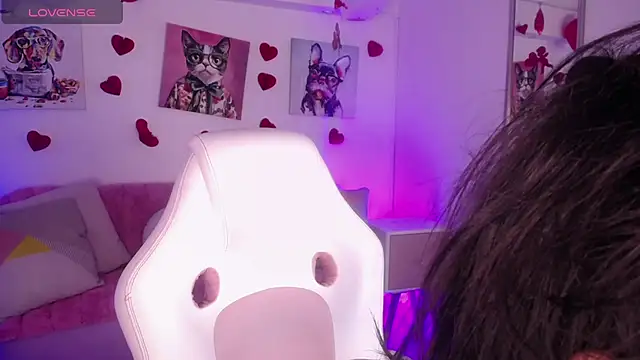 LoreleyNovoa online show from 02.20.26