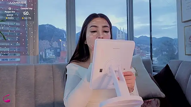 Ivanna West online show from 11.24.25