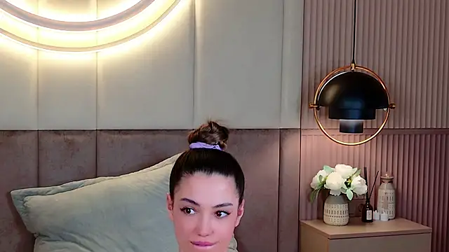 Alice Deleon online show from 02.20.25