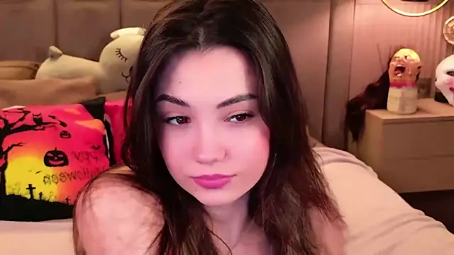 Alice Deleon online show from 10.18.25