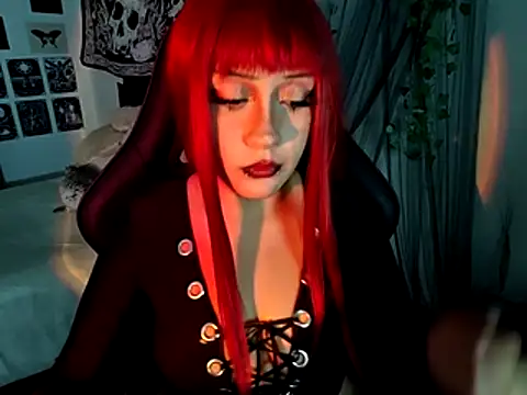 Snapshot of blue_katt chatting on 11.05.25 blue katt online show from 11.05.25