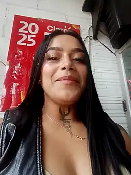 Emily sharlot online show from 02.22.25