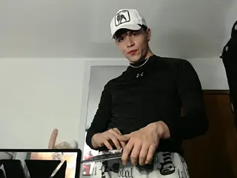 Smith boy 25 online show from 03.01.25