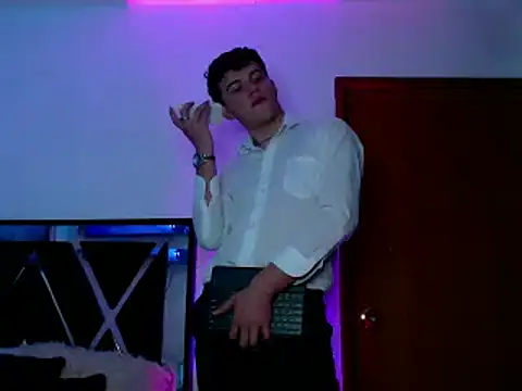 Smith boy 25 online show from 03.21.25