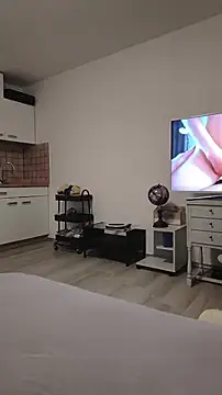 Miss candymandy online show from 04.15.26