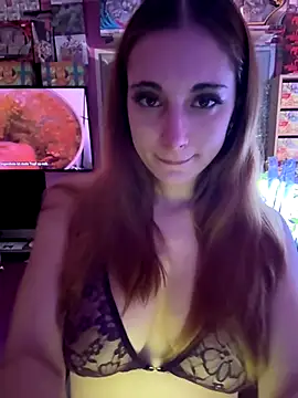 Snapshot of sexymelli18 chatting on 11.10.25 sexymelli18 online show from 11.10.25