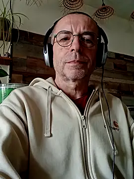 Xavspank2 online show from 04.13.26