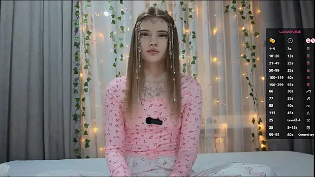 CarolinePepper online show from 01.10.26