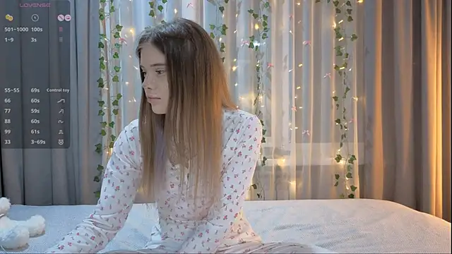 CarolinePepper online show from 02.07.26