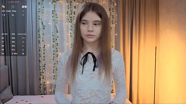 CarolinePepper online show from 02.15.26