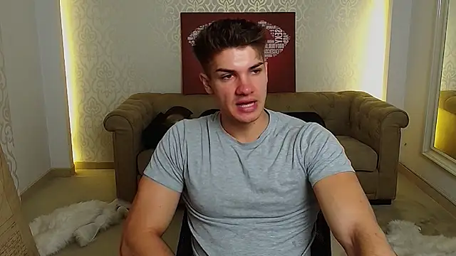 MaxKaiden online show from 09.12.25