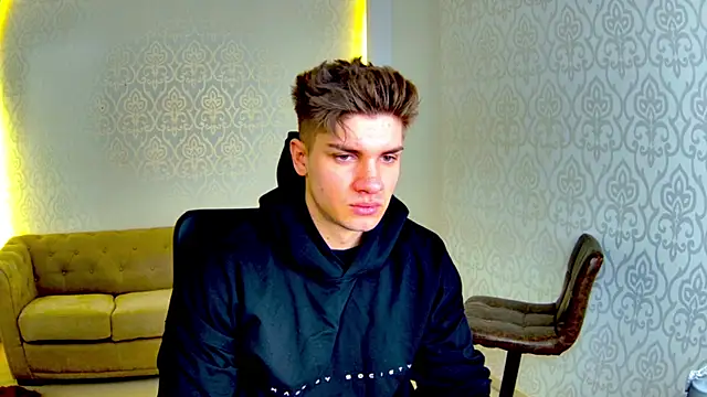 MaxKaiden online show from 02.23.26