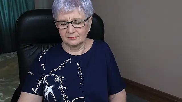 Sandra Snowflake online show from 03.21.25