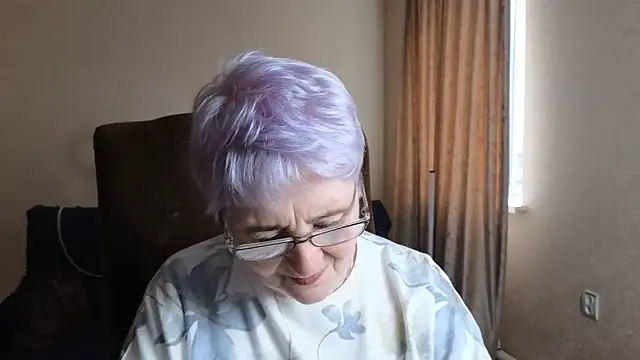 Sandra Snowflake online show from 04.14.26