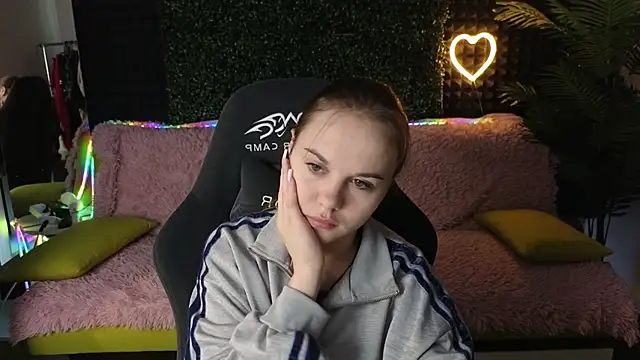 Dyna bae online show from 09.14.25