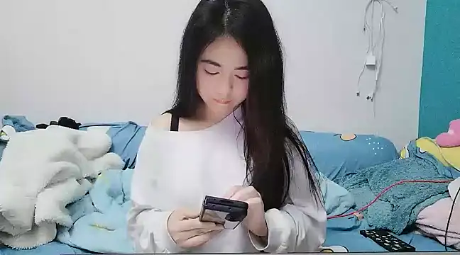 Snapshot of Lucy-xixi chatting on 03.04.25 Lucy-xixi online show from 03.04.25