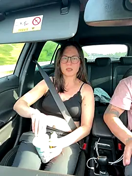 Snapshot of AvaFlowers6 chatting on 09.27.25 AvaFlowers6 online show from 09.27.25