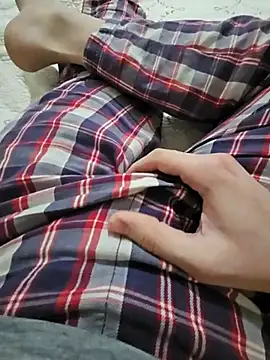 skiciyunis online show from 02.15.25