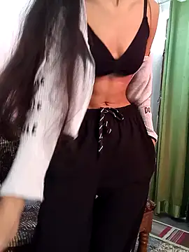 Snapshot of yourslady_ chatting on 02.19.25 yourslady  online show from 02.19.25