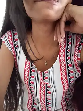 Snapshot of yourslady_ chatting on 10.03.25 yourslady  online show from 10.03.25