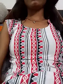 Snapshot of yourslady_ chatting on 10.06.25 yourslady  online show from 10.06.25