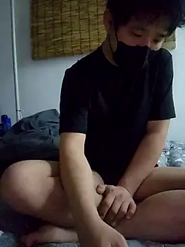 Snapshot of yqaelx chatting on 03.19.25 yqaelx online show from 03.19.25