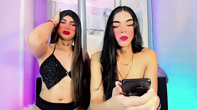 Snapshot of Brytany_TiffanySX chatting on 03.20.25 Brytany TiffanySX online show from 03.20.25