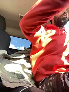 Snapshot of QueenM3 chatting on 10.08.25 QueenM3 online show from 10.08.25