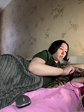 Naughtbaby 2025 online show from 02.13.26