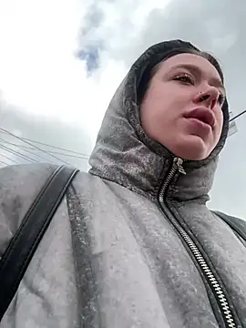 AlishaPrettyBlade online show from 04.06.26