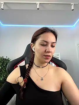 AshleySkott  online show from 10.10.25