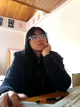 Arielle lov online show from 10.23.25