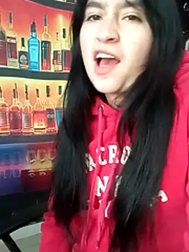 Arielle lov online show from 04.23.26