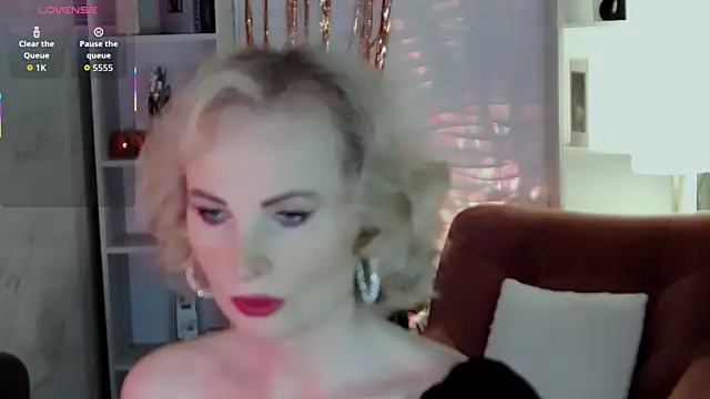 Sandra Kind online show from 01.10.26