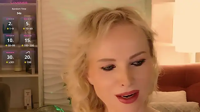 Snapshot of Sandra_Kind chatting on 06.30.26 Sandra Kind online show from 06.30.26