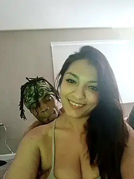 Snapshot of PersianCream77 chatting on 02.16.25 PersianCream77 online show from 02.16.25