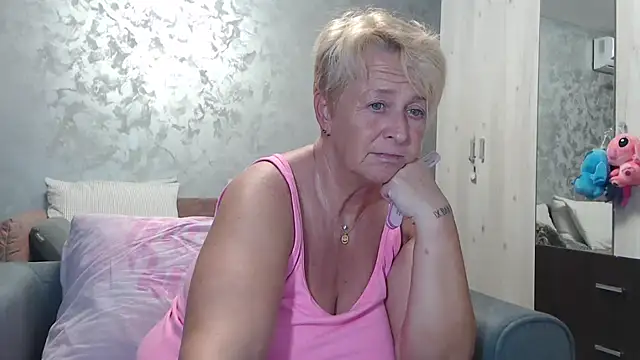 RosesandLillies online show from 09.17.25