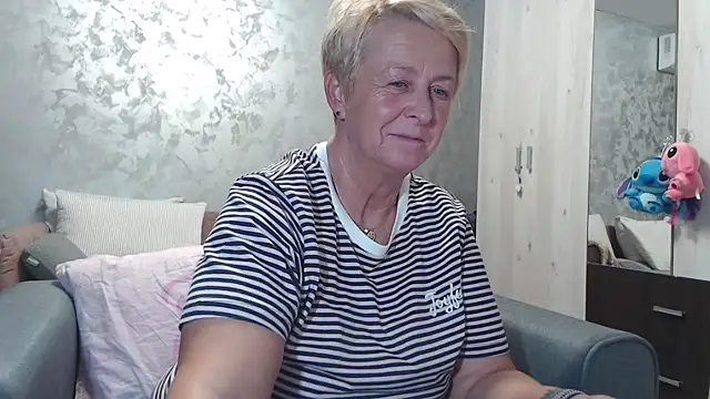 RosesandLillies online show from 09.18.25