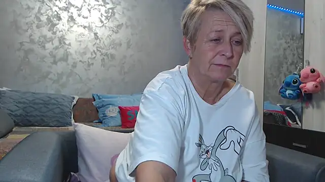 RosesandLillies online show from 02.28.26