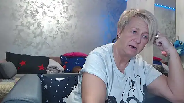 RosesandLillies online show from 03.25.26