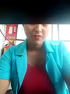 Snapshot of Dulcechocolate7 chatting on 03.07.25 Dulcechocolate7 online show from 03.07.25