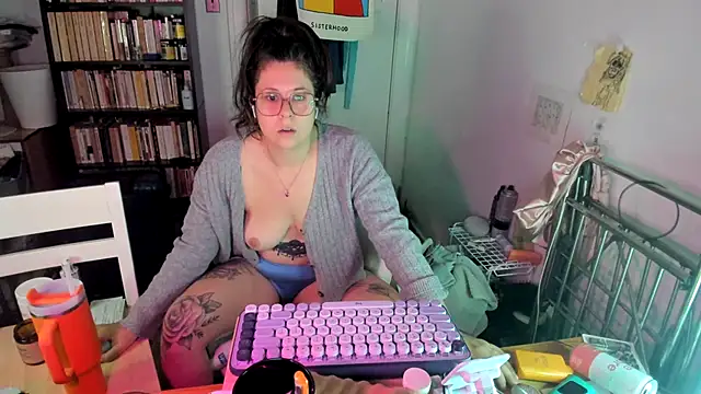 Rosiee69  online show from 11.09.25