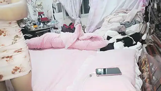 hebe-02 online show from 04.19.26