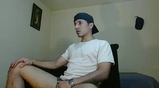 AngelHil online show from 02.23.25