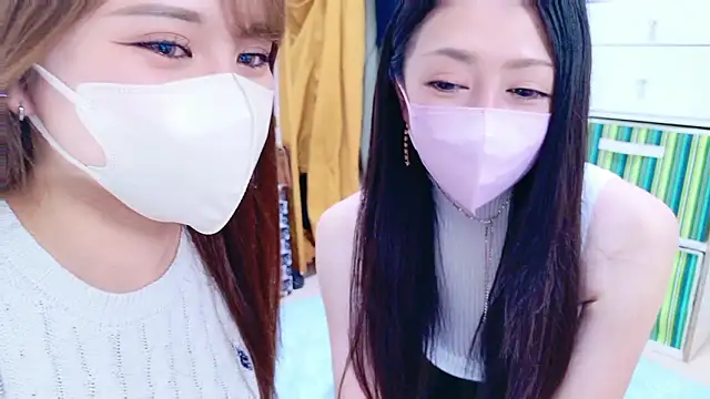 Snapshot of noa_chi chatting on 10.06.25 noa chi online show from 10.06.25