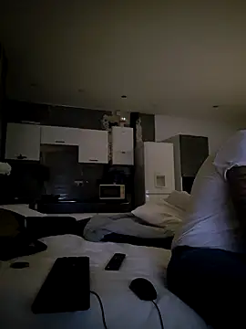 Snapshot of Mrnutella chatting on 02.23.25 Mrnutella online show from 02.23.25