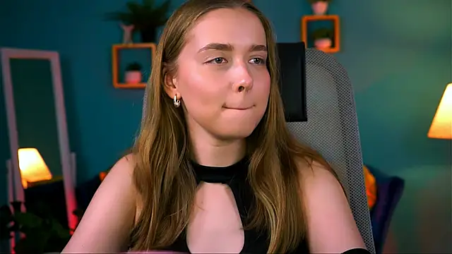 Snapshot of JenniferGraces chatting on 09.19.25 JenniferGraces online show from 09.19.25