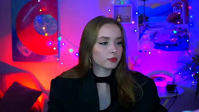 Snapshot of JenniferGraces chatting on 10.17.25 JenniferGraces online show from 10.17.25